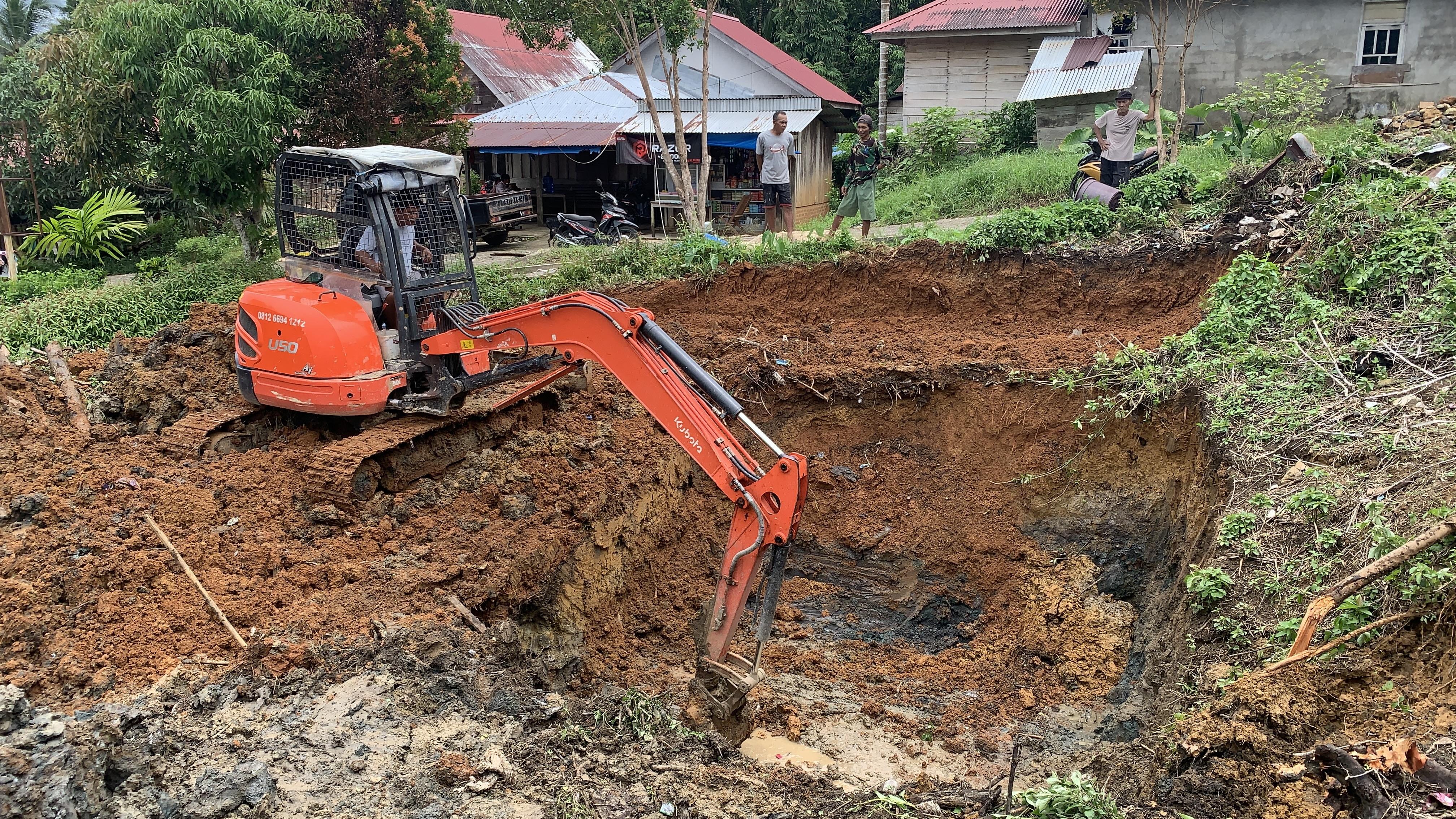 Memperkuat Akses Air Bersih melalui Perbaikan Fasilitas di Desa Mentawai